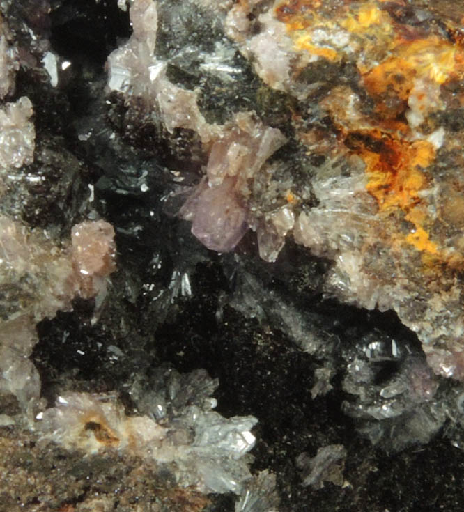 Strengite, Cacoxenite, Dufrenite-Kidwellite, Goethite-Hematite from Indian Mountain, Cherokee County, Alabama