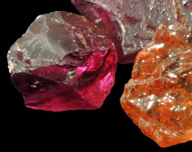 Spessartine and Pyrope Garnet (facet rough including color change garnet) from Kenya and Tanzania