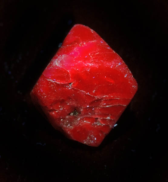 Spinel from Mogok District, 115 km NNE of Mandalay, Mandalay Division, Myanmar (Burma)