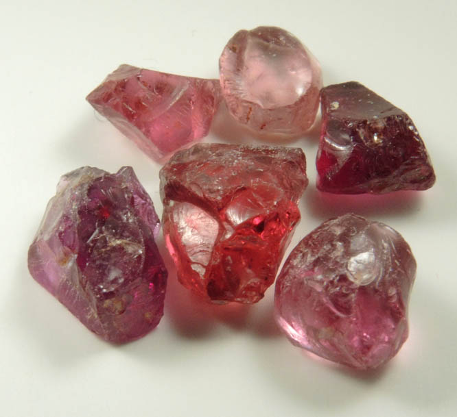 Almandine-Pyrope-Spessartine var. Imperial Garnet (6 pcs. gem rough) from Madagascar