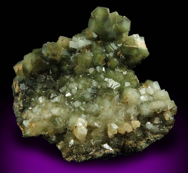 Apophyllite with Chlorite inclusions from Millington Quarry, Bernards Township, Somerset County, New Jersey