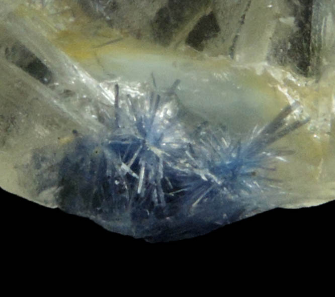 Quartz with blue tourmaline(?) inclusions from Minas Gerais, Brazil