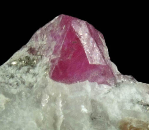 Corundum var. Ruby in marble from Jegdalek, Sarobi, Afghanistan