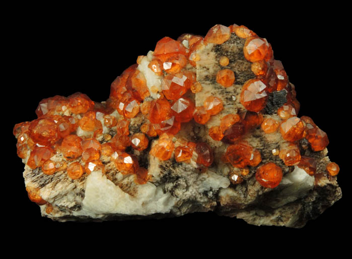 Spessartine Garnet on Microcline from Tongbei-Yunling District, Fujian Province, China