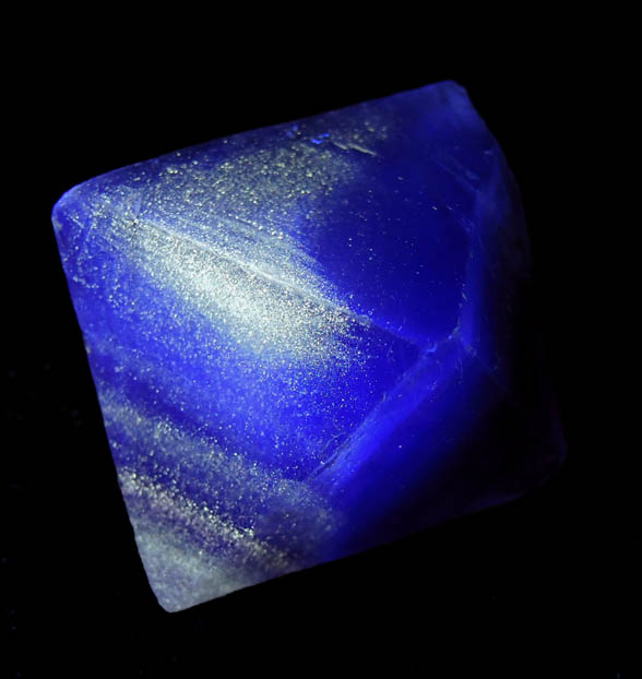 Fluorite with hydrocarbon inclusions (cleavage) from Cave-in-Rock District, Hardin County, Illinois
