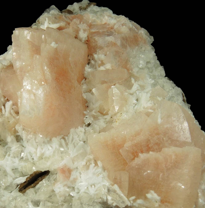 Heulandite and Laumontite over Apophyllite from Upper New Street Quarry, Paterson, Passaic County, New Jersey