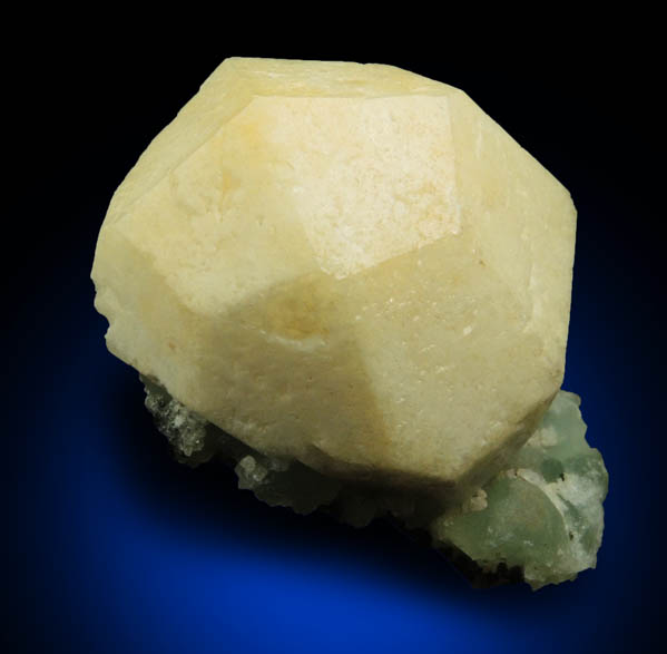 Analcime on Prehnite with Chlorite from Upper New Street Quarry, Paterson, Passaic County, New Jersey