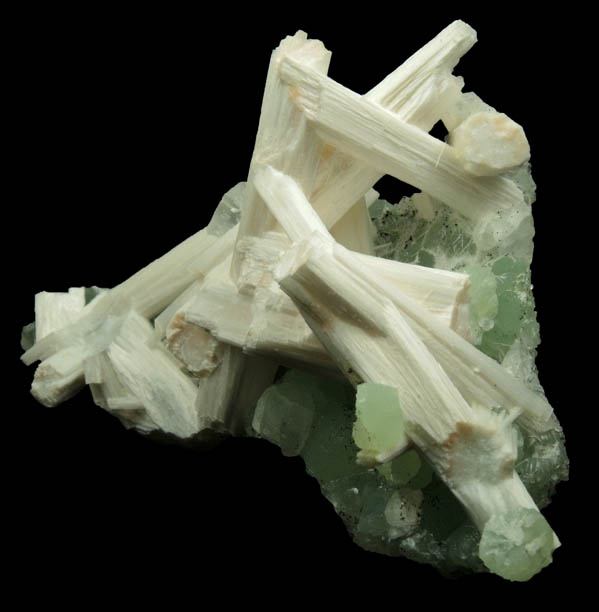 Natrolite over Prehnite with Calcite from Upper New Street Quarry, Paterson, Passaic County, New Jersey