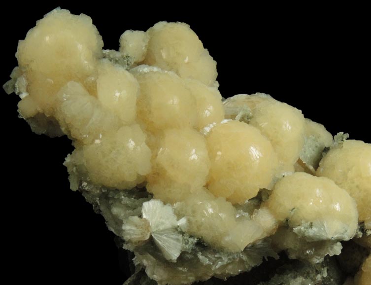 Stilbite over Calcite from Millington Quarry, Bernards Township, Somerset County, New Jersey