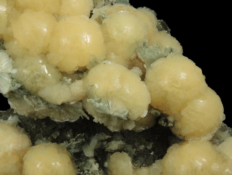 Stilbite over Calcite from Millington Quarry, Bernards Township, Somerset County, New Jersey