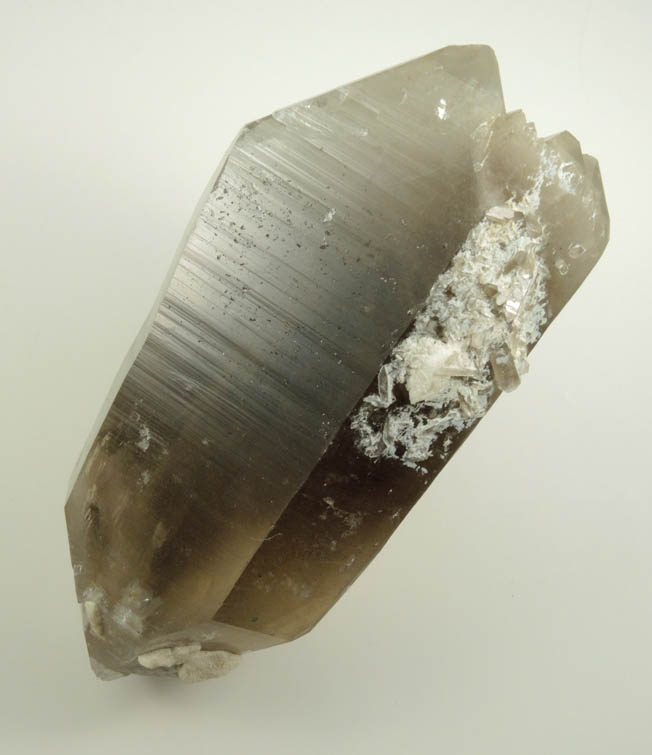 Quartz var. Smoky Quartz (doubly terminated crystal) from North Moat Mountain, Bartlett, Carroll County, New Hampshire