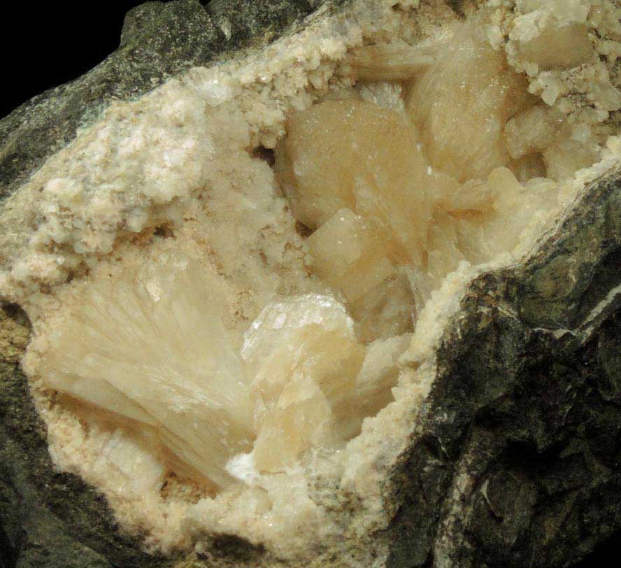 Stilbite and Babingtonite on Calcite from Upper New Street Quarry, Paterson, Passaic County, New Jersey