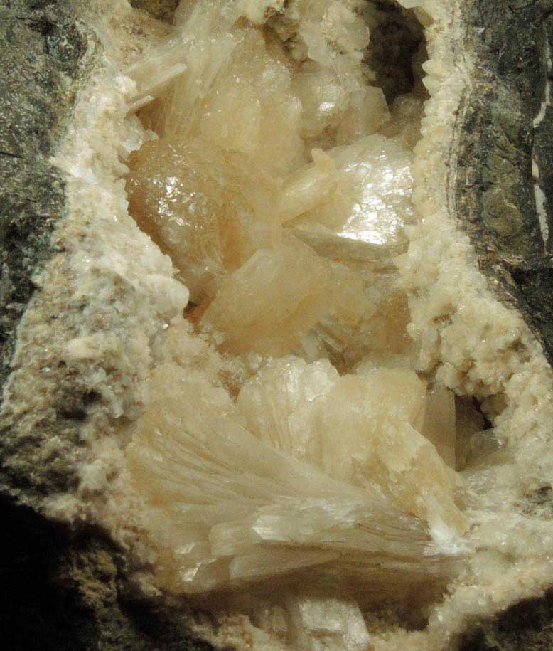 Stilbite and Babingtonite on Calcite from Upper New Street Quarry, Paterson, Passaic County, New Jersey