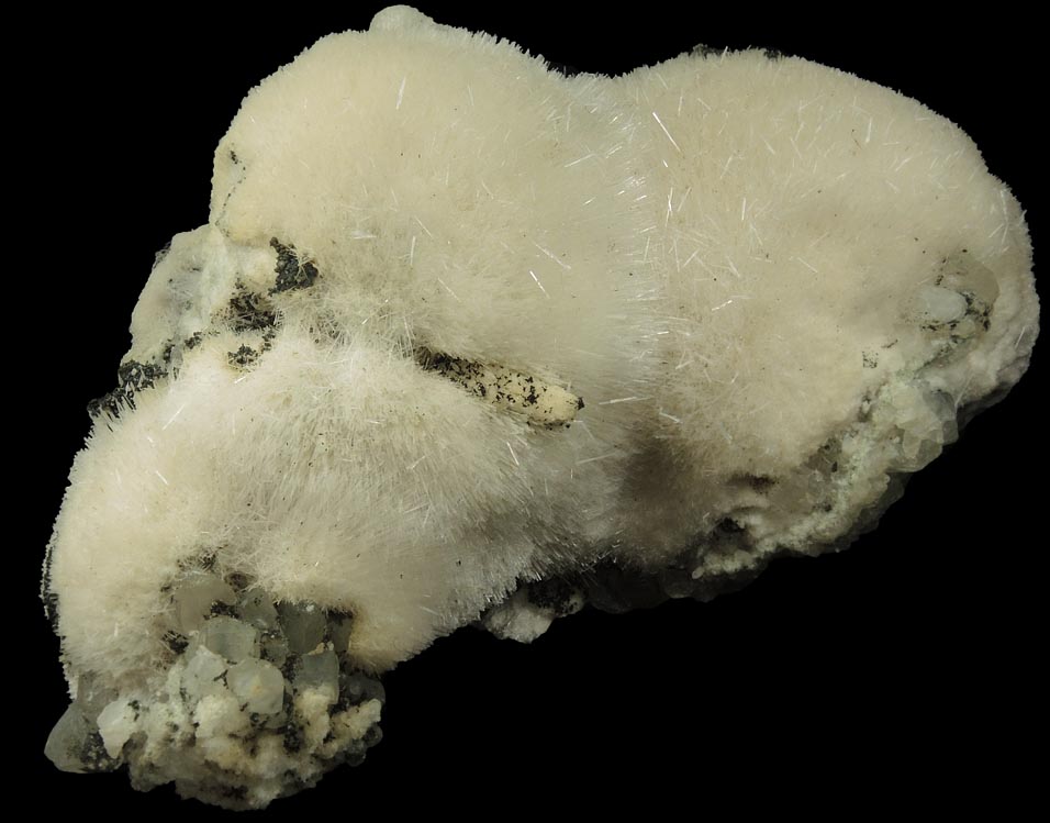 Natrolite over Calcite and Babingtonite from Upper New Street Quarry, Paterson, Passaic County, New Jersey