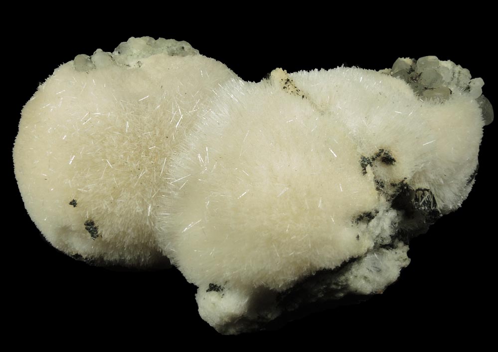 Natrolite over Calcite and Babingtonite from Upper New Street Quarry, Paterson, Passaic County, New Jersey