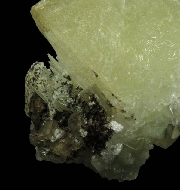 Prehnite with pseudomorphic molds after Anhydrite on Calcite from Millington Quarry, Bernards Township, Somerset County, New Jersey