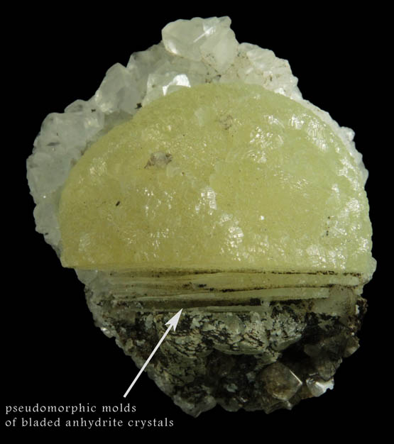 Prehnite with pseudomorphic molds after Anhydrite on Calcite from Millington Quarry, Bernards Township, Somerset County, New Jersey