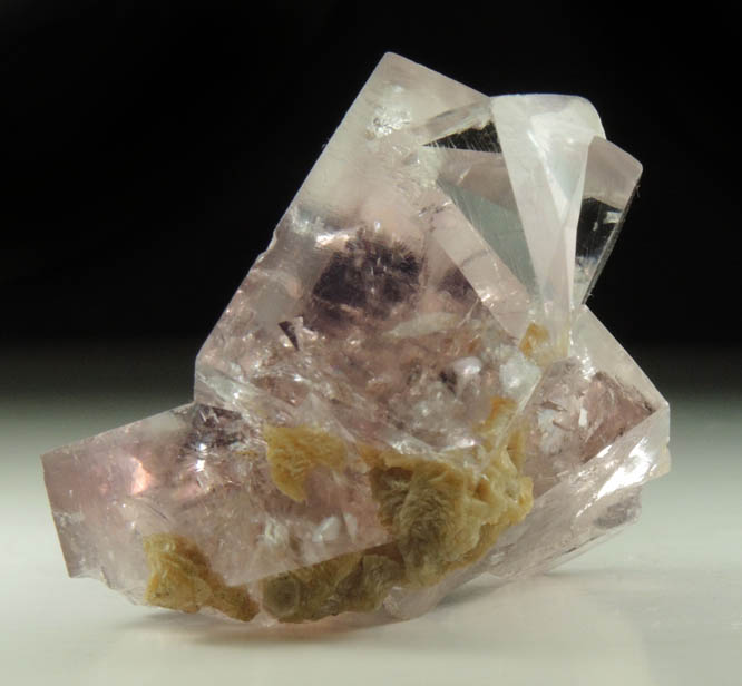Fluorite (color-zoned interpenetrant-twinned crystals) from Weardale, County Durham, England