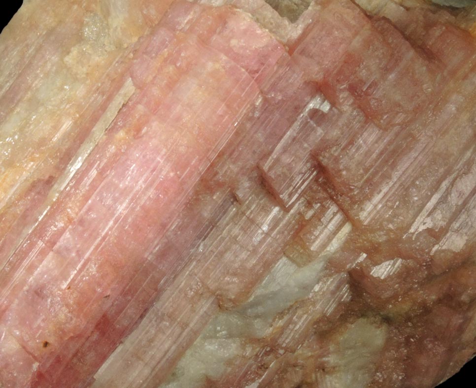 Elbaite var. Rubellite Tourmaline in Quartz from Minas Gerais, Brazil