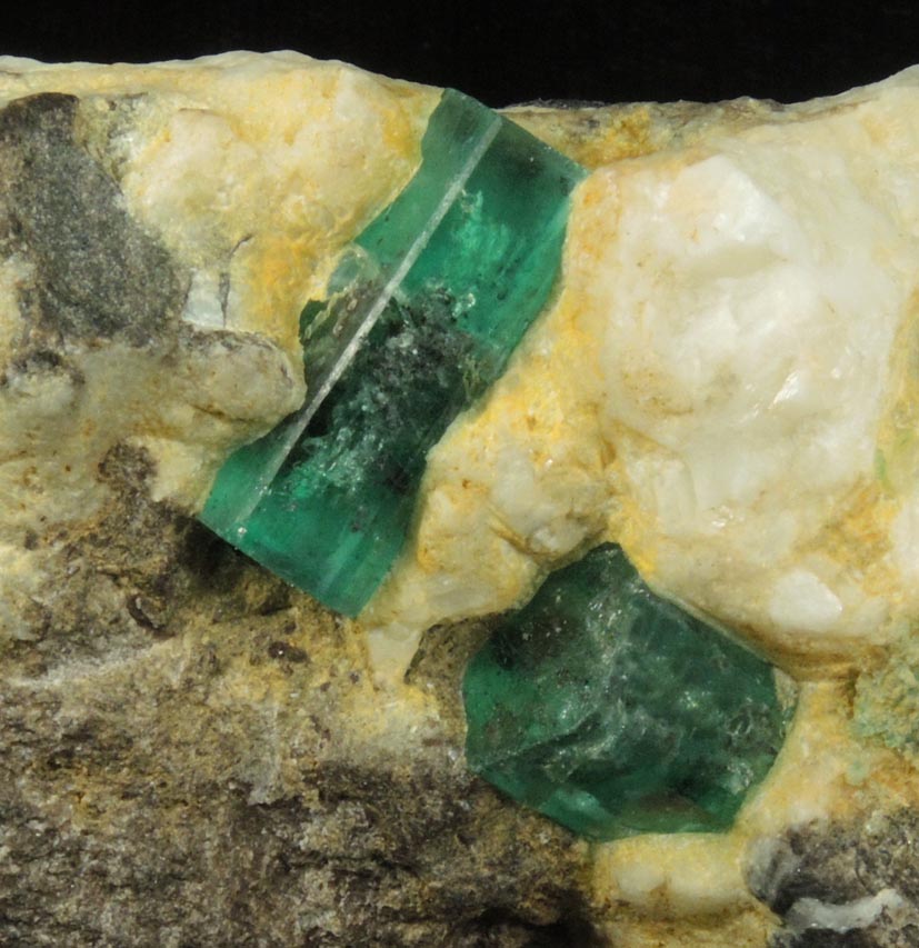 Beryl var. Emerald in Calcite from Muzo Mine, Vasquez-Yacopi Mining District, Colombia