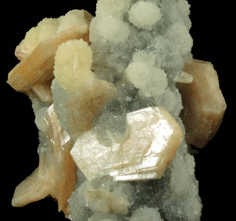 Stilbite on stalactitic Quartz from Mumbai District, Maharashtra, India