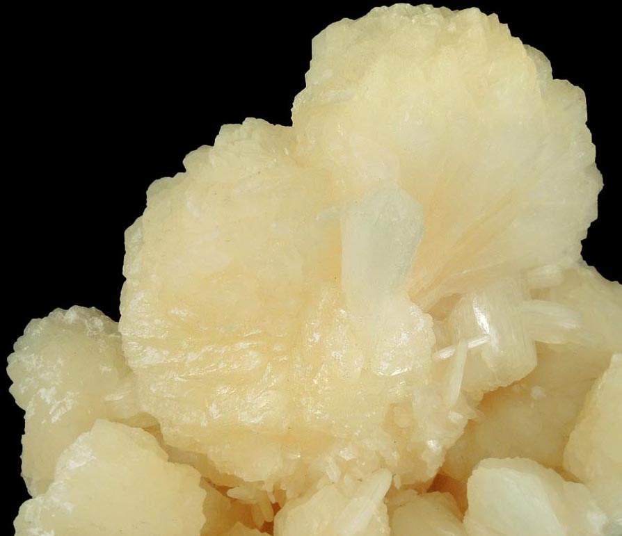 Stilbite (bow-tie-shaped formations) from Jalgaon, Maharashtra, India