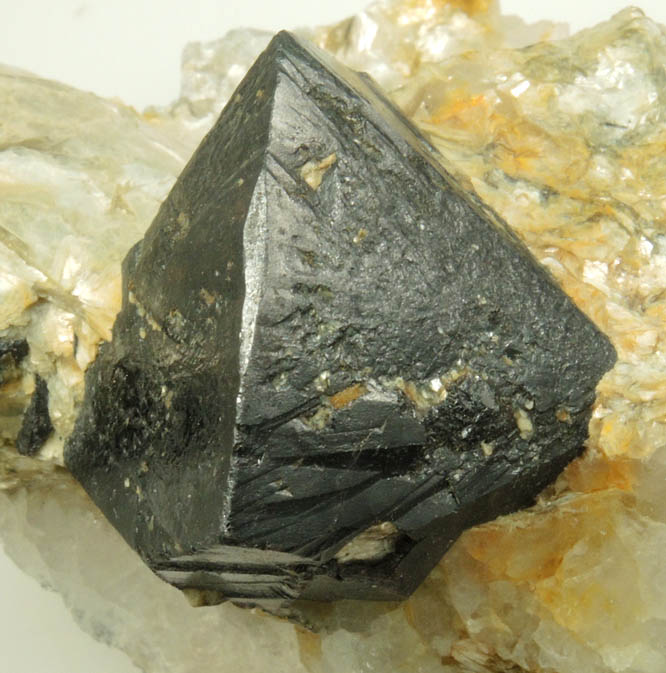 Cassiterite from Horn Slavkov (Schlaggenwald), Okres Sokolov, Karlovarsk kraj, Czech Republic