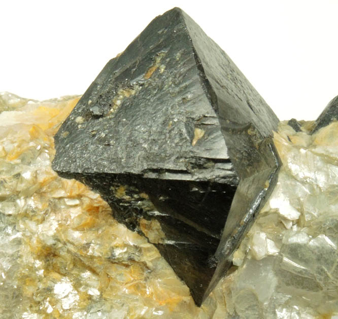 Cassiterite from Horn Slavkov (Schlaggenwald), Okres Sokolov, Karlovarsk kraj, Czech Republic