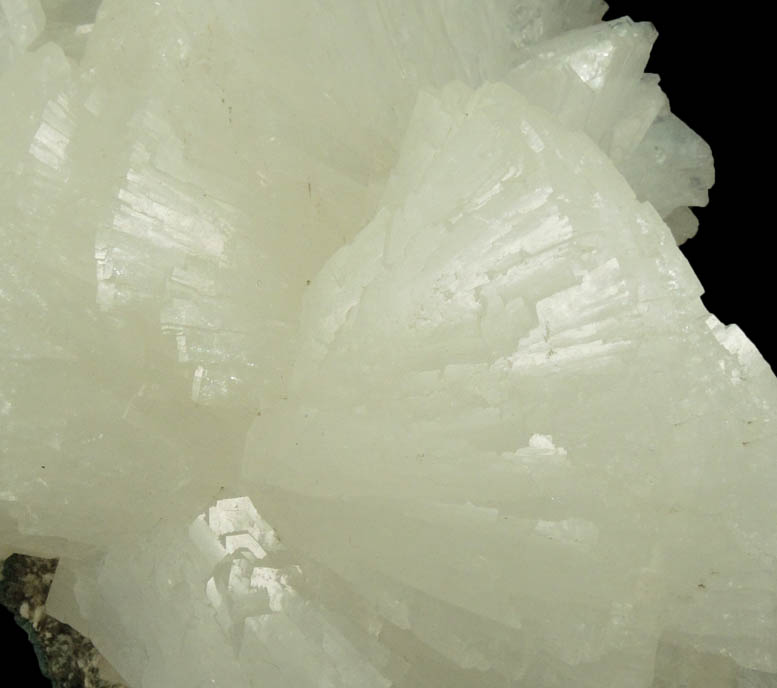 Heulandite from Jalgaon, Maharashtra, India