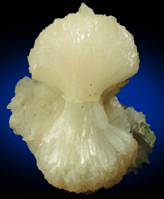 Stilbite from Mumbai (Bombay) District, Maharashtra, India