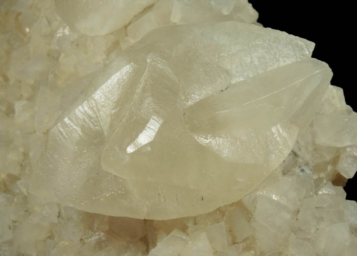 Calcite (twinned crystals) over Stilbite from Moore's Station Quarry, 44 km northeast of Philadelphia, Mercer County, New Jersey