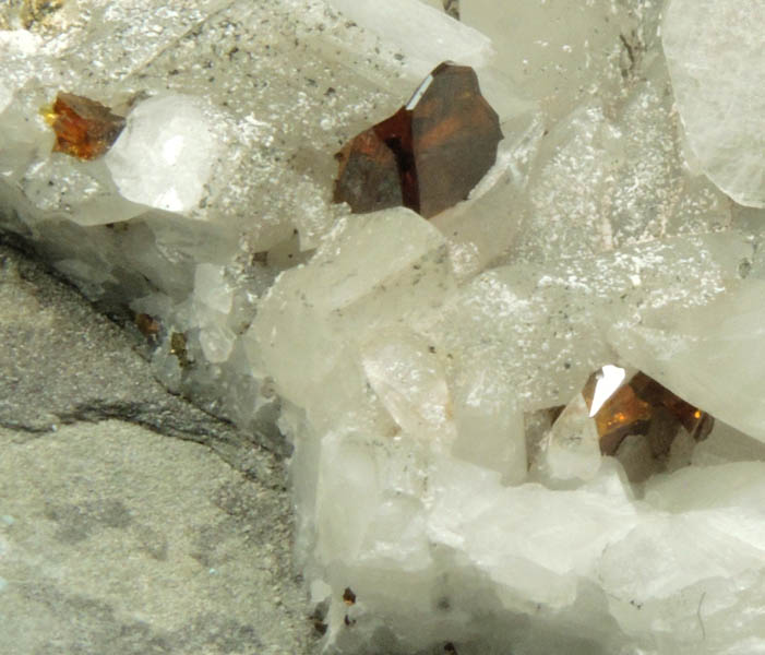 Sphalerite on Calcite from Root Glen, Clinton, Oneida County, New York