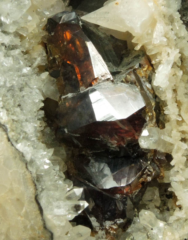 Sphalerite on Calcite from Root Glen, Clinton, Oneida County, New York