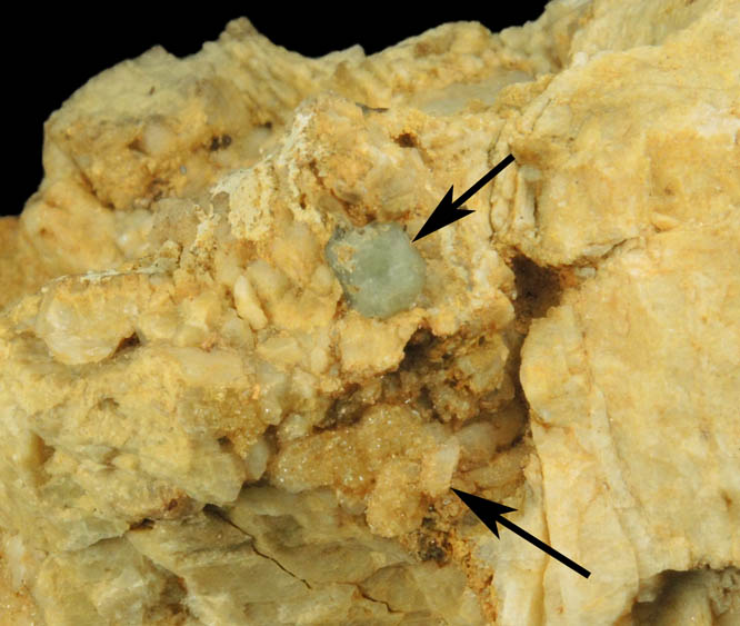 Quartz and Albite with Fluorapatite from pegmatite prospect near Weymouth Pond, Oxford County, Maine