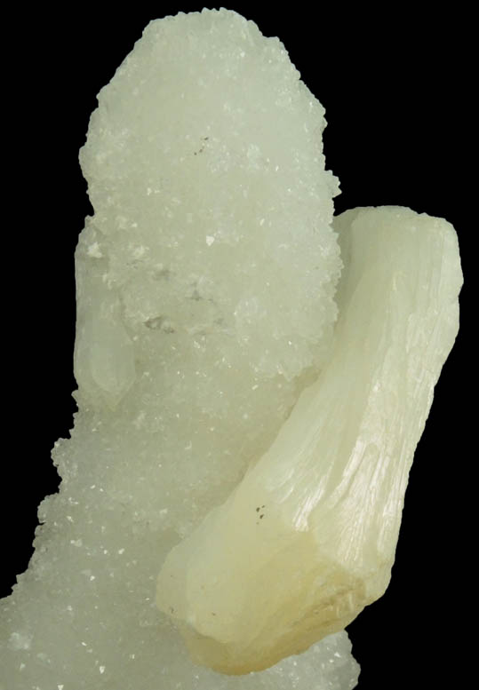 Stilbite on stalactitic Quartz from Jalgaon, Maharashtra, India