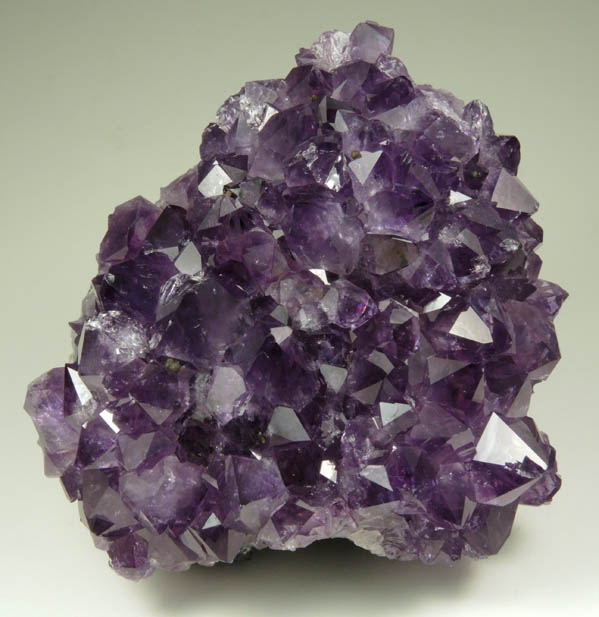 Quartz var. Amethyst from Catalan Agate-Amethyst District, Southern Paran Basalt Basin, Artigas, Uruguay