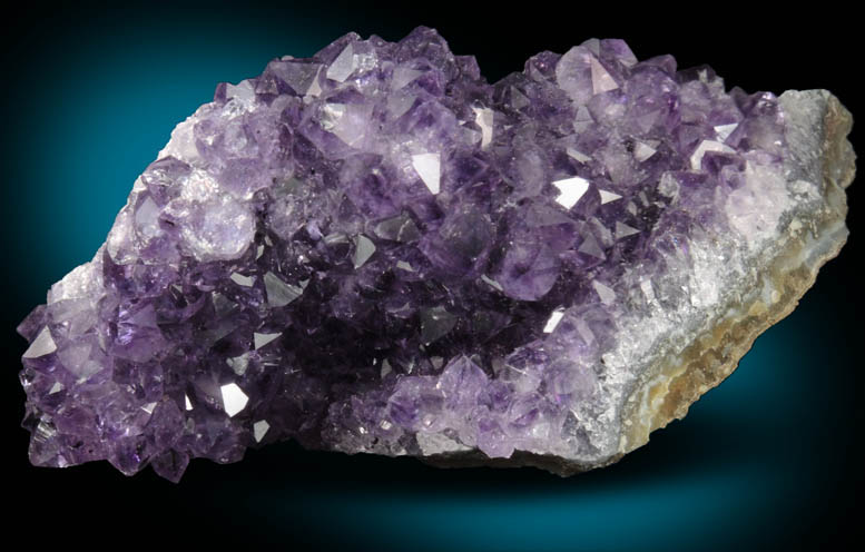 Quartz var. Amethyst Quartz from Catalan Agate-Amethyst District, Southern Paran Basalt Basin, Artigas, Uruguay