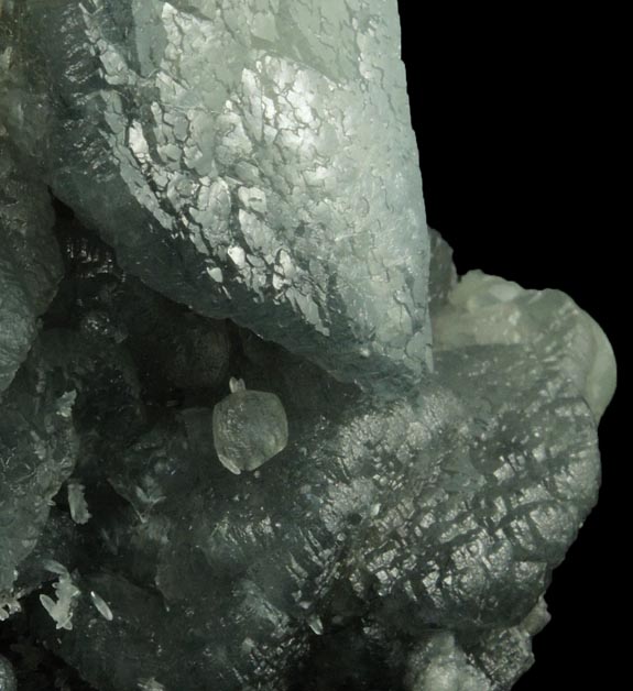 Calcite with zoned Jamesonite-Boulangerite inclusions from Cavnic Mine (Kapnikbanya), Maramures, Romania