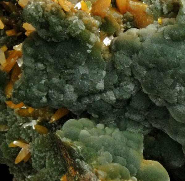 Wulfenite (pseudo-scalenohedral crystals) with Mimetite from Mina Ojuela, San Juan Poniente Vein, Level 6, Mapim, Durango, Mexico