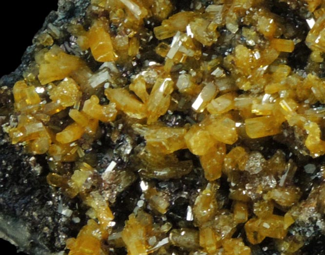 Mimetite on Cesarolite from Guatomo Mine, near Tham Thalu, south of Hat Yai, Yala Province, Thailand