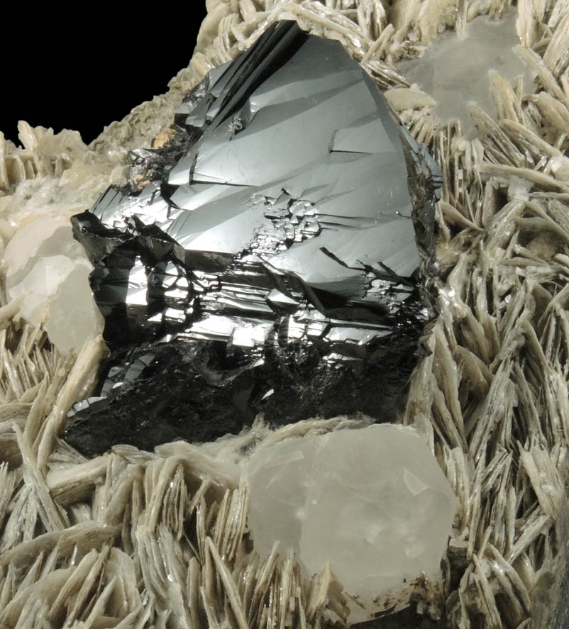 Cassiterite on Muscovite with Beryl from Xuebaoding Mountain near Pingwu, Sichuan Province, China