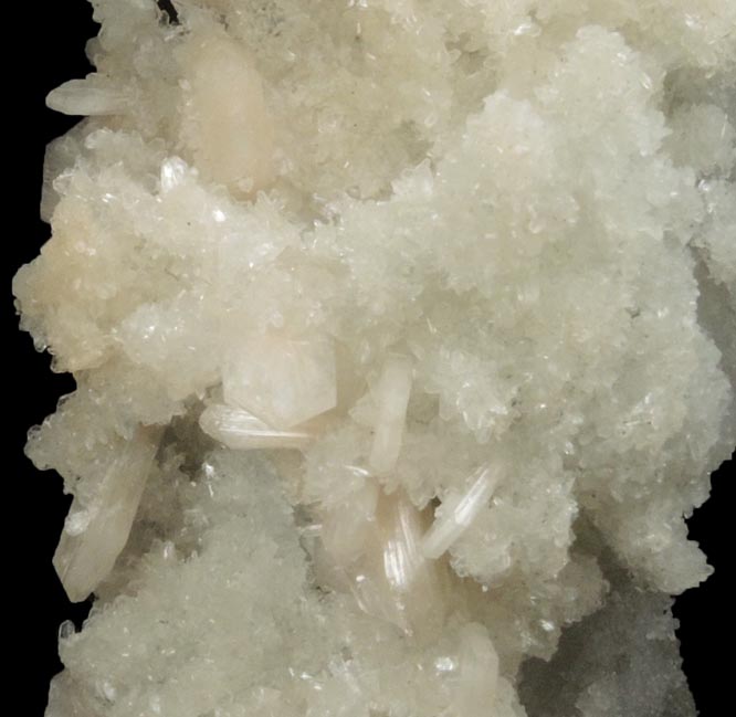 Stilbite on Quartz epimorphs after Laumontite over Calcite from Pune District, Maharashtra, India