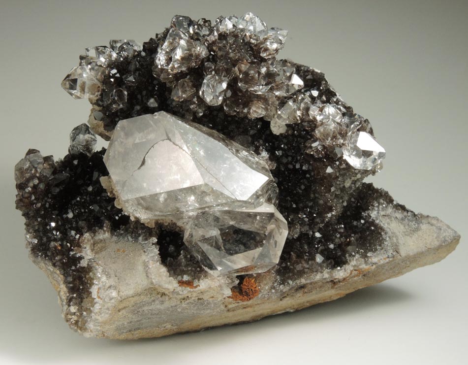 Quartz var. Herkimer Diamonds on Drusy Quartz from Herkimer Diamond Development Mine, Middleville, Herkimer County, New York