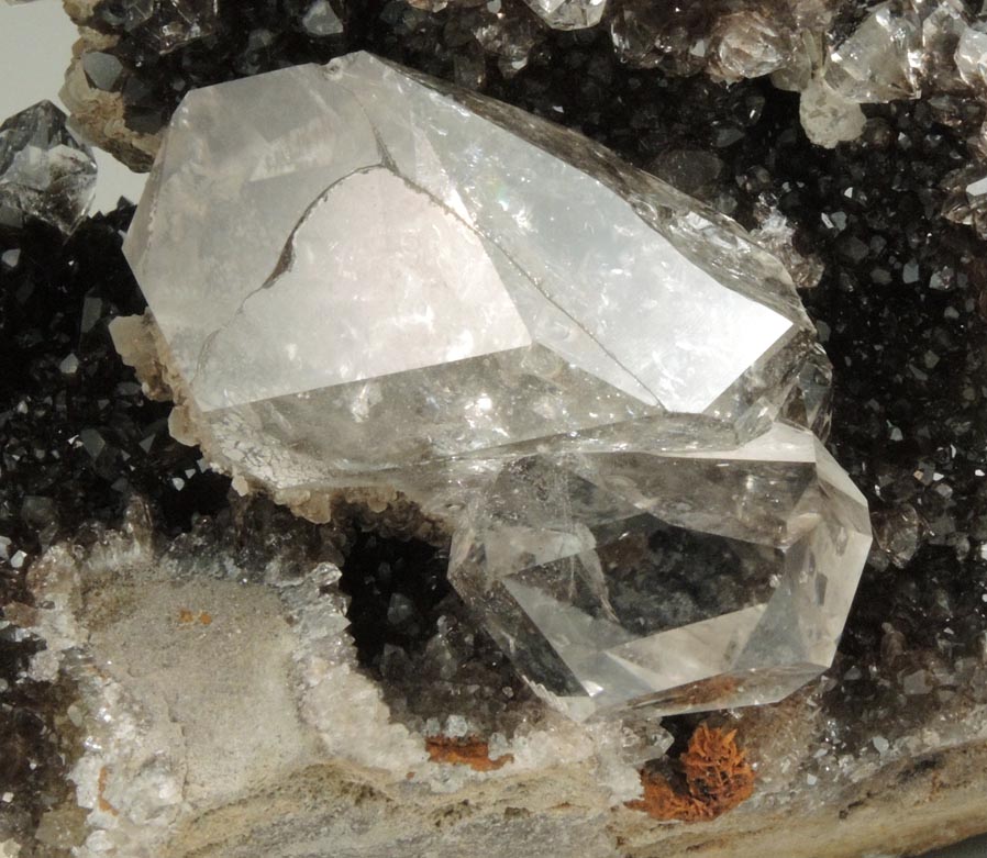 Quartz var. Herkimer Diamonds on Drusy Quartz from Herkimer Diamond Development Mine, Middleville, Herkimer County, New York