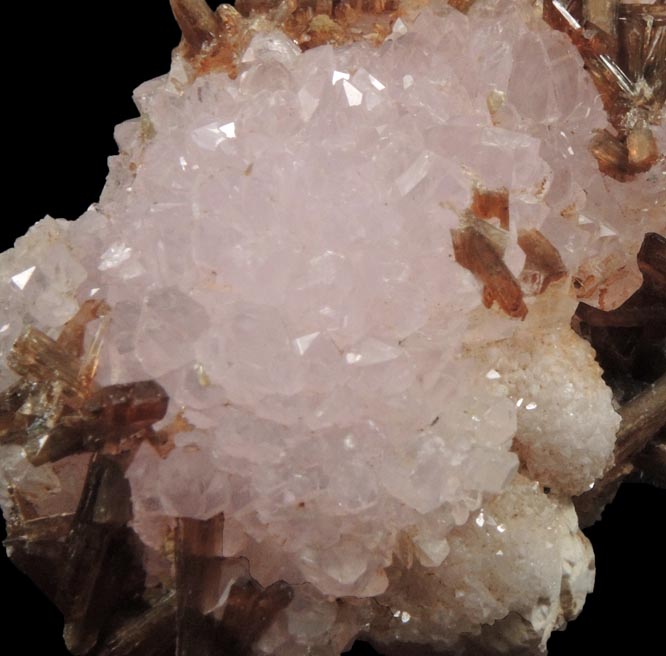 Quartz var. Rose Quartz Crystals with Eosphorite from Lavra da Ilha, Taquaral, Jequitinhonha River, Minas Gerais, Brazil