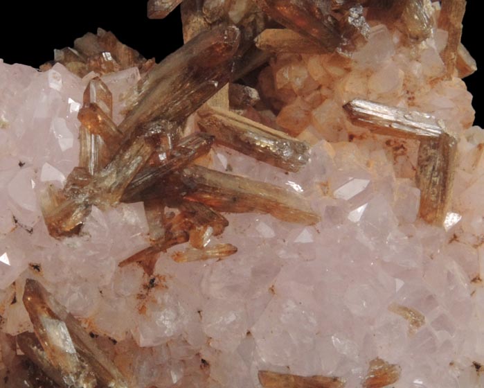 Quartz var. Rose Quartz Crystals with Eosphorite from Lavra da Ilha, Taquaral, Jequitinhonha River, Minas Gerais, Brazil