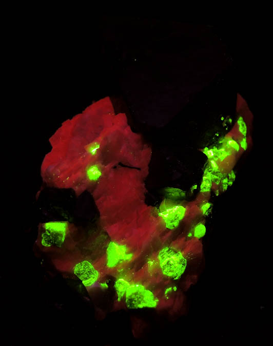 Franklinite and Willemite in Calcite from Franklin District, Sussex County, New Jersey (Type Locality for Franklinite)