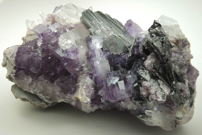 Ferberite and Fluorite on Quartz from Yaogangxian Mine, Nanling Mountains, Hunan, China