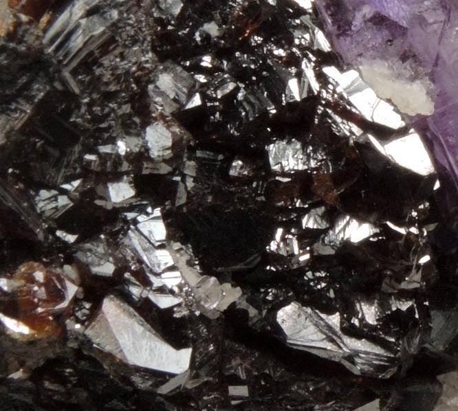 Fluorite and Sphalerite over Quartz from Elmwood Mine, Carthage. Smith County, Tennessee