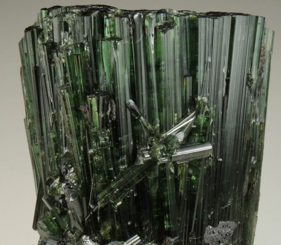 Elbaite Tourmaline from Governador Valadares, Minas Gerais, Brazil